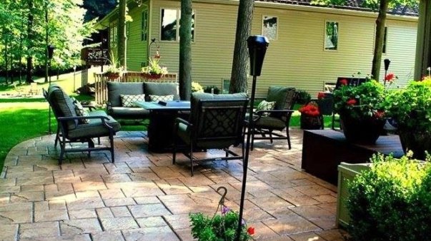 stamped concrete dekorasi beton