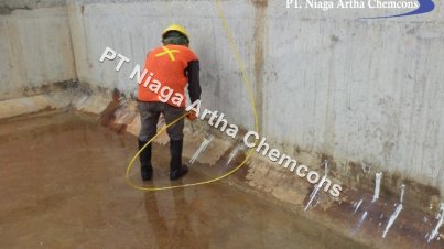 Dokumentasi Project PT Niaga Artha Chemcons - Perbaikan Kebocoran Pada Struktur Beton (Injeksi Polyurethane)