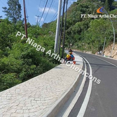 Proyek Stamped Concrete PT Niaga Artha Chemcons di Jalan Setapak Binongko | Jasa Pembuatan Trotoar