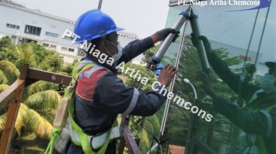 Dokumentasi Project PT Niaga Artha Chemcons - Sealant Kaca