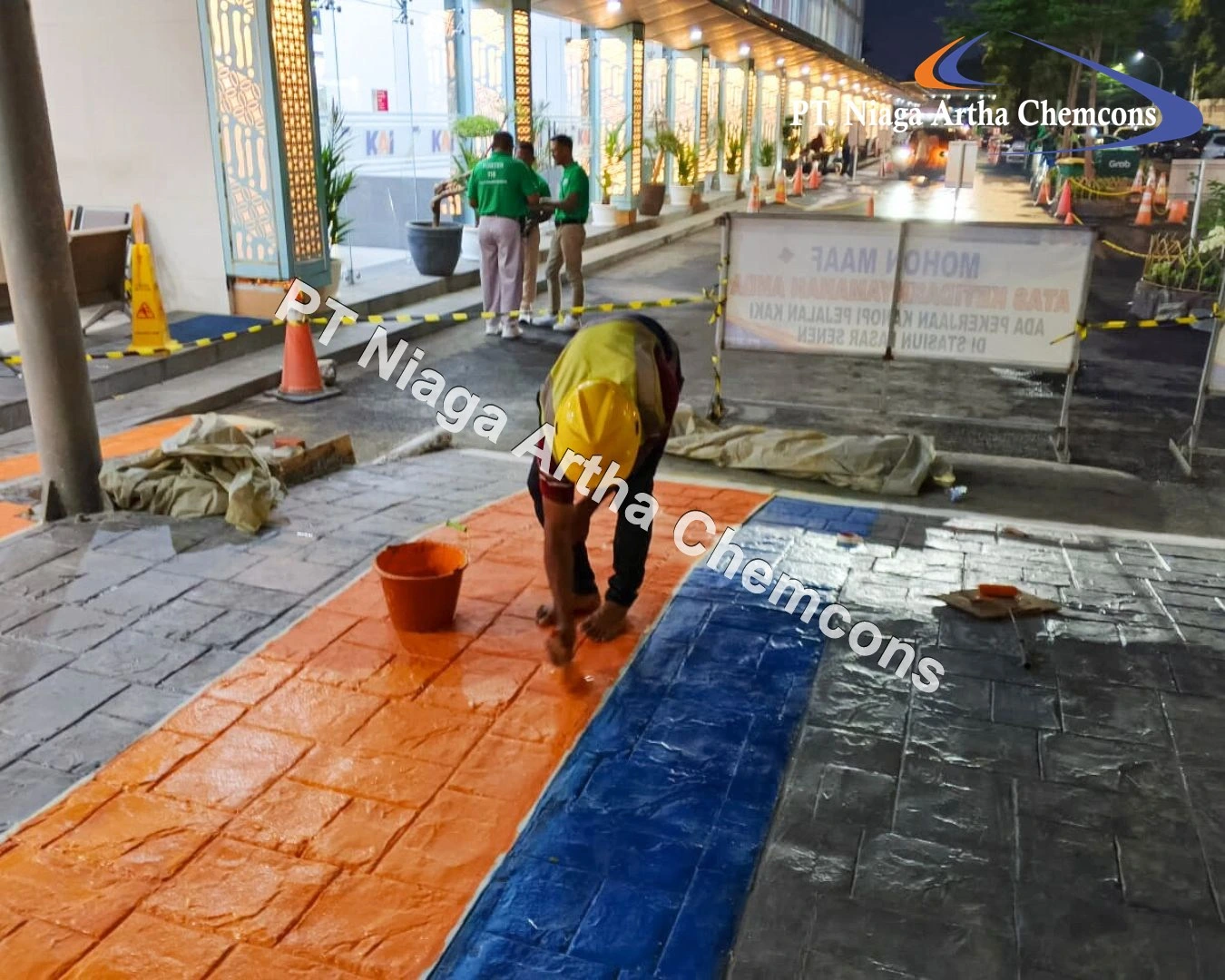 Proyek Stamped Concrete PT Niaga Artha Chemcons di Stasiun Kereta Api