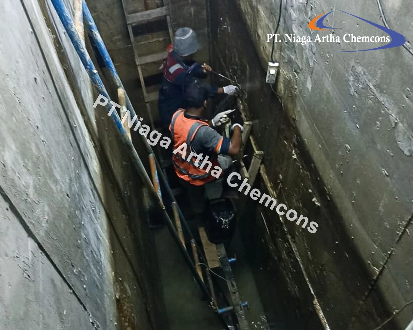 Proyek Injeksi Polyurethne PT Niaga Artha Chemcons 