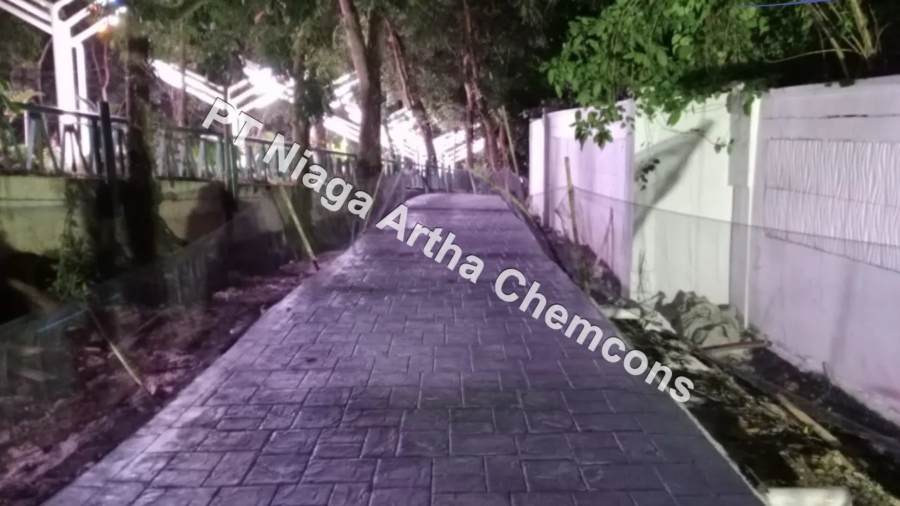 Concrete Stamp Lantai Beton Motif untuk Area Pedestrian